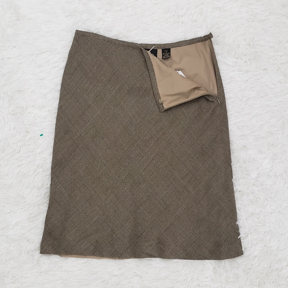 Dana Buchman Petite Gray Skirt